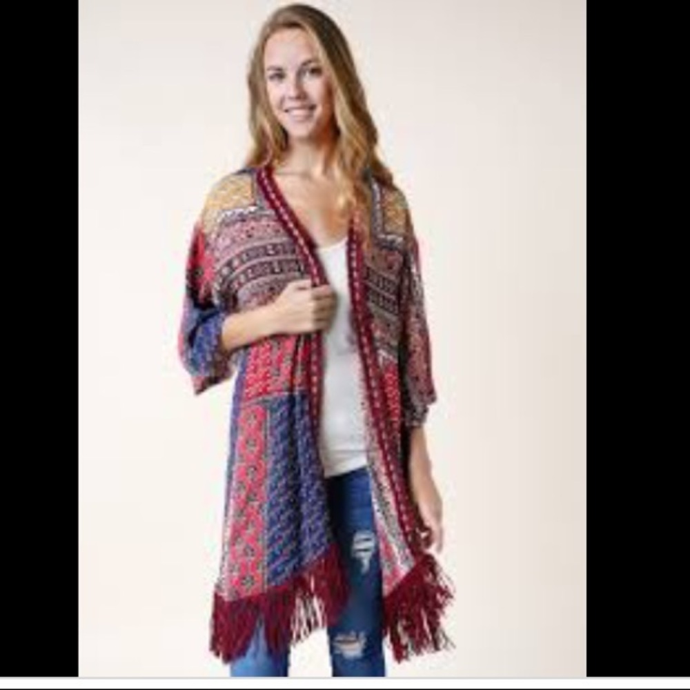 Altar’d State patterned tassel kimono